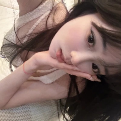 2025好看的头像图片女