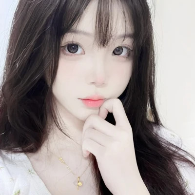 2025好看的头像图片女
