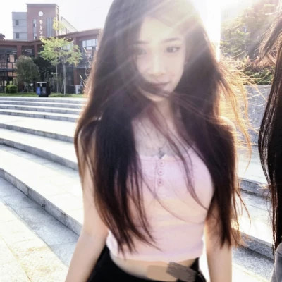 2025好看的头像图片女