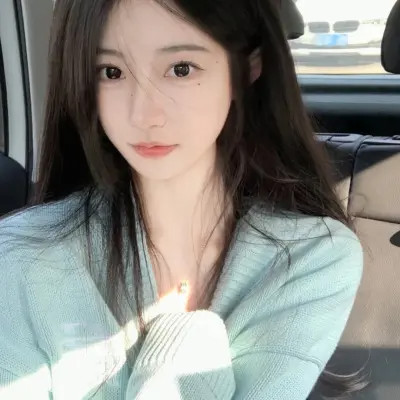 2025好看的头像图片女