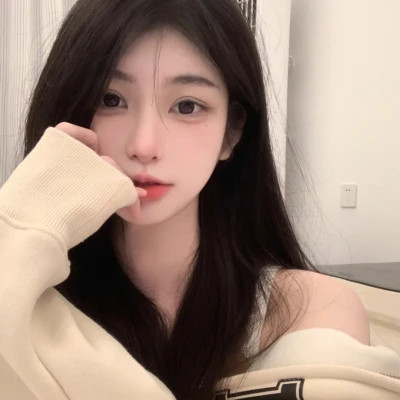 2025好看的头像图片女