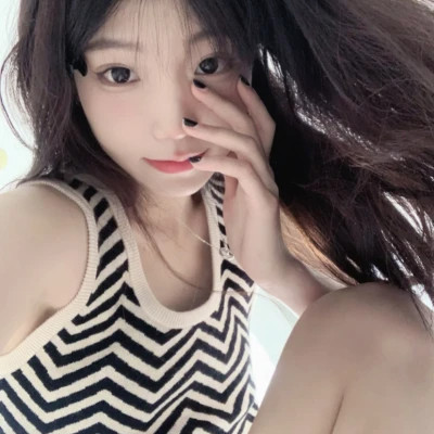 2025好看的女生qq头像