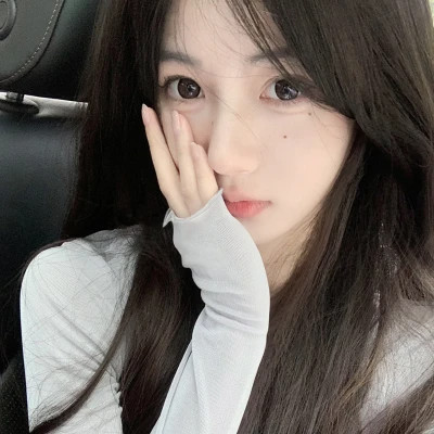 2025好看的女生qq头像
