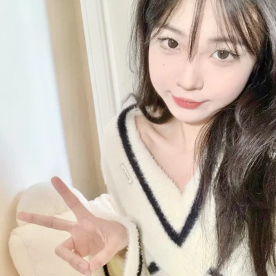 2025好看的女生qq头像
