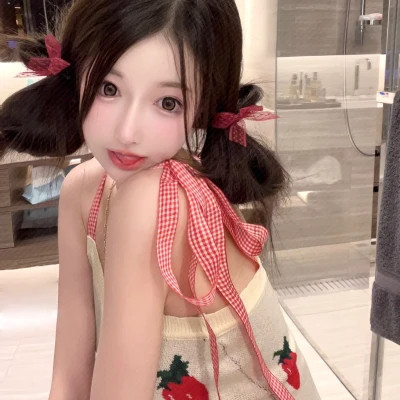 2025好看的女生qq头像