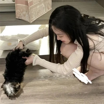 2025好看的女生qq头像