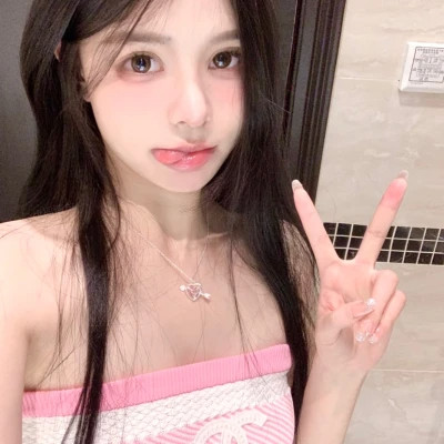 2025好看的女生qq头像