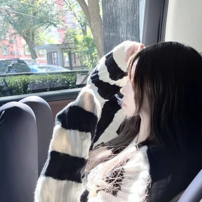2025好看的女生qq头像