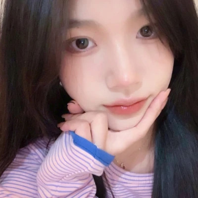 2025好看的女生qq头像