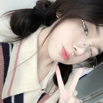 2025好看的女生qq头像