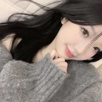2025好看的女生qq头像