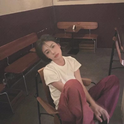 ins风真人高清女生头像