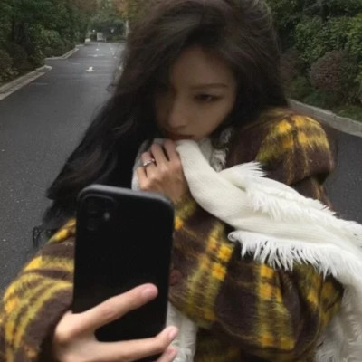 ins风真人高清女生头像
