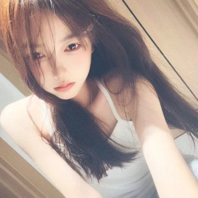 ins风真人高清女生头像