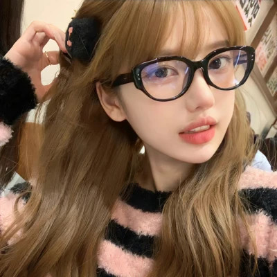 ins风真人高清女生头像