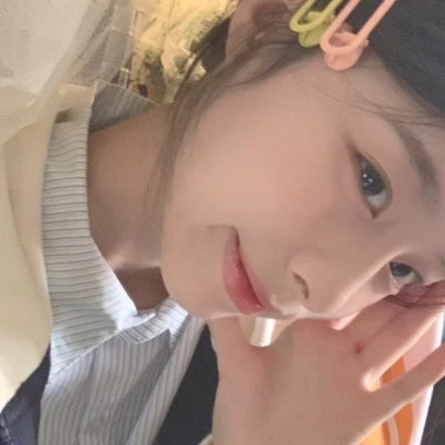 ins风真人高清女生头像