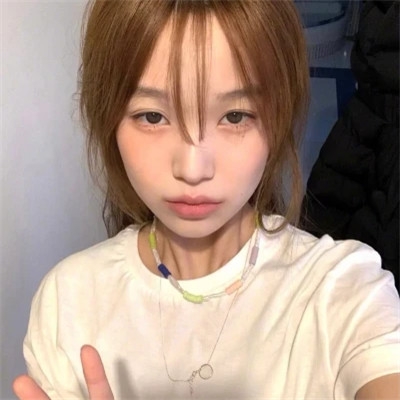 ins风真人高清女生头像