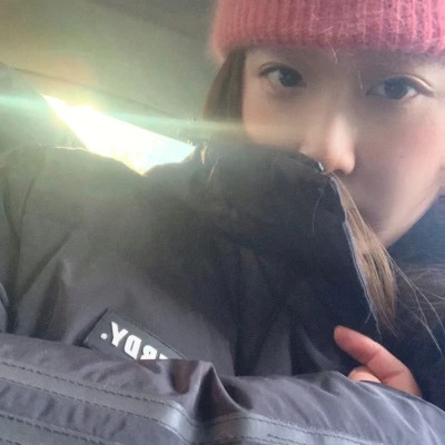 女生头像ins小众真人