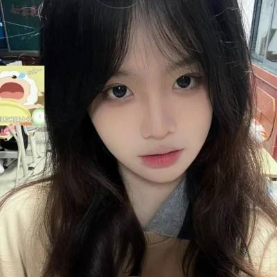 女生头像ins小众真人