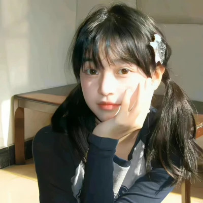 女孩的微信头像真人版