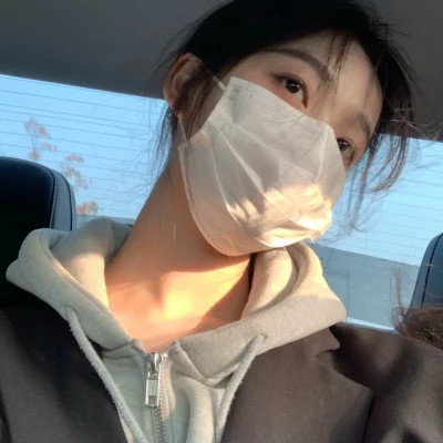 女生头像普通真人图片