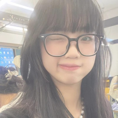 女生头像普通真人图片
