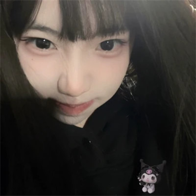 20岁女孩真人头像照片