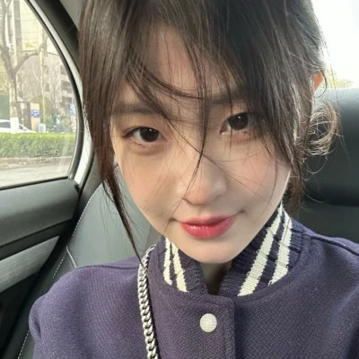 20岁女孩真人头像照片
