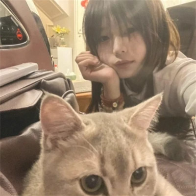 20岁女孩真人头像照片