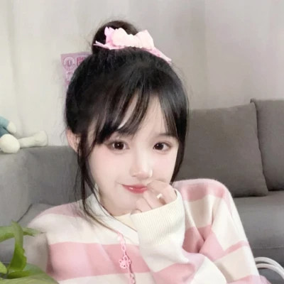 2025最流行的女生微信头像