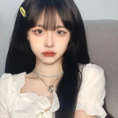 2025年最流行女生微信头像