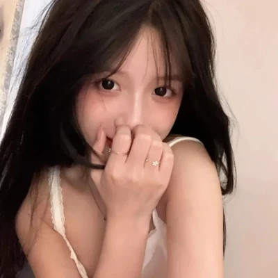 2025年最流行女生微信头像