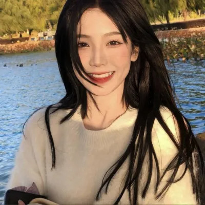微信头像漂亮大方女生