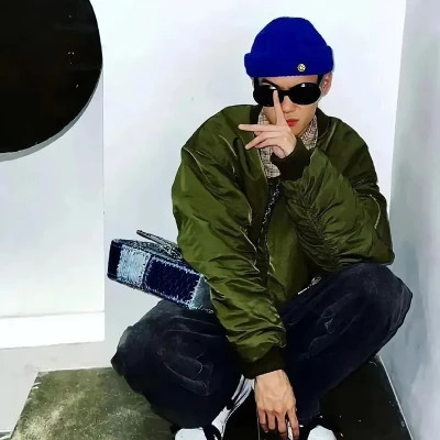 2025年好看的微信头像男