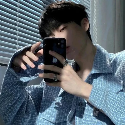 2025年好看的微信头像男