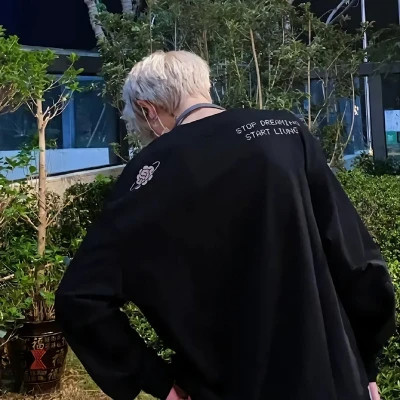 2025年好看的微信头像男