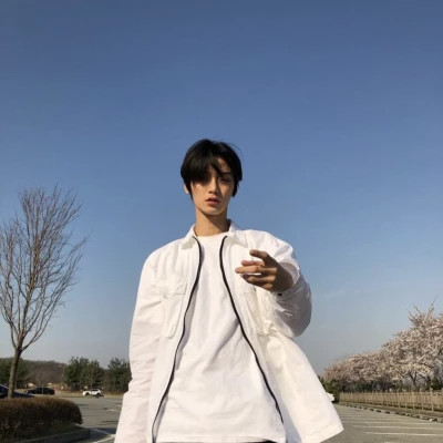 2025年专属头像男
