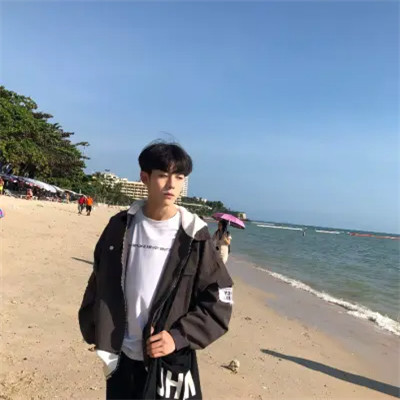 2025年适合男生头像新款帅气