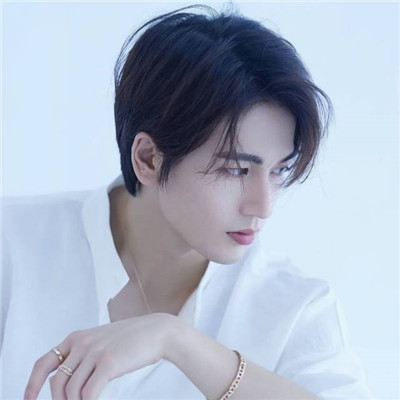 头像图片男生2025最火爆