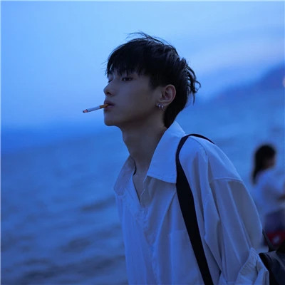 好看而罕见男生头像