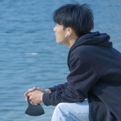 2025最新版微信男生头像