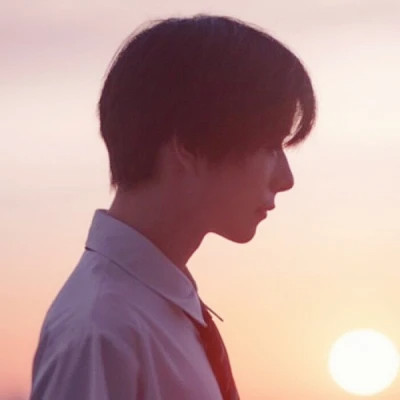 情侣头像一男一女2025