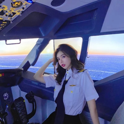 情侣头像一男一女2025