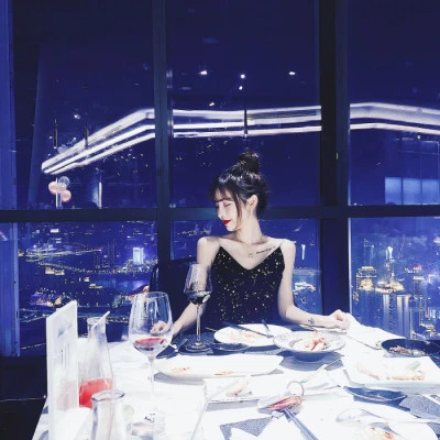 一男一女高清情侣头像图片2025最新款