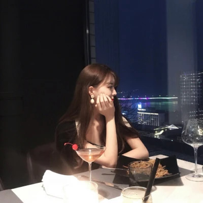 一男一女高清情侣头像图片2025最新款