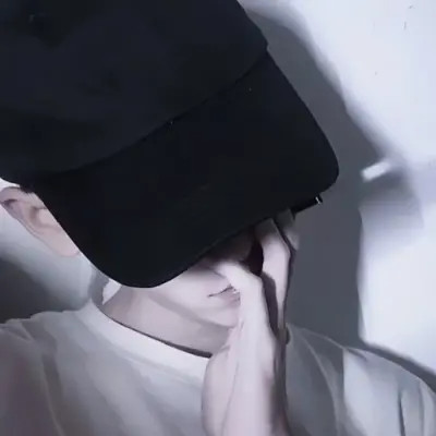 情侣头像2025最火爆一男一女