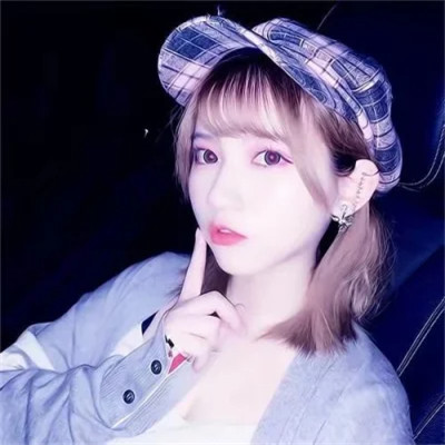 2025年最潮一男一女情侣头像