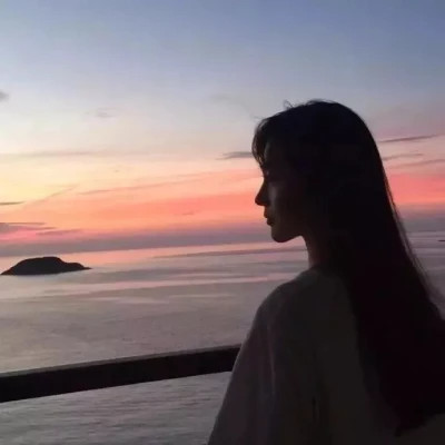 微信一男一女单人情侣头像