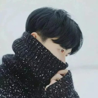 微信一男一女单人情侣头像