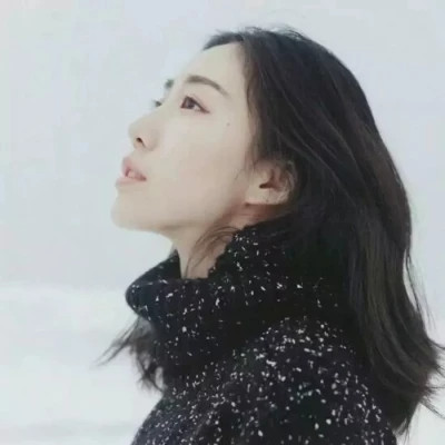 微信一男一女单人情侣头像